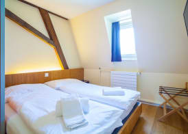 easyHotel Basel - self service and self check-in 4