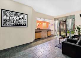 Creekside Inn & Suites 3