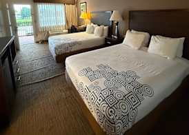 Days Inn by Wyndham Navasota 4