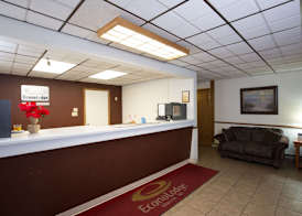 Travelodge by Wyndham Merrill 3