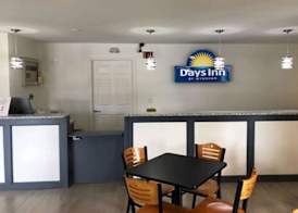 Days Inn by Wyndham Cape Carteret 2