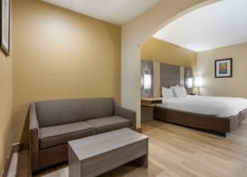 Best Western Plus Springfield Airport Inn 5