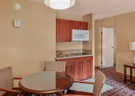 Hilo Hawaiian Hotel, Trademark Collection by Wyndham 5