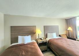Days Inn by Wyndham Seguin TX 4