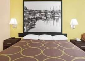 Super 8 by Wyndham Sumter 4
