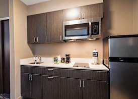 Holiday Inn Express And Suites Pasadena Houston Southeast by IHG 2