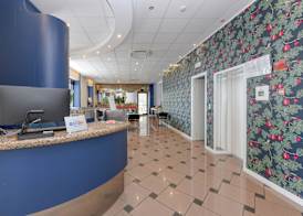 Hotel Aurora 5