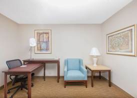 Hawthorn Suites Midwest City 5