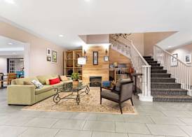 Country Inn & Suites by Radisson, Macon North, GA 2