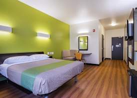 Days Inn by Wyndham South Bend/Notre Dame 4