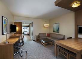 Hyatt Place Greensboro Downtown 5