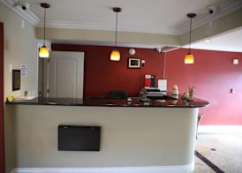 Chateau Inn & Suites 4