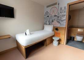 easyHotel Alicante Centro 2