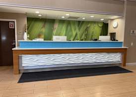 The Peoria Hotel, SureStay Collection by Best Western 3