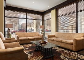 Days Inn by Wyndham Edmonton Downtown 2
