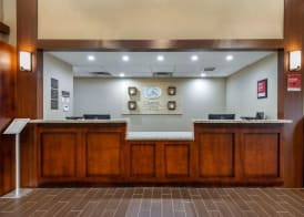 Comfort Suites Downtown 2