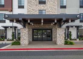 Hampton Inn Concord 3