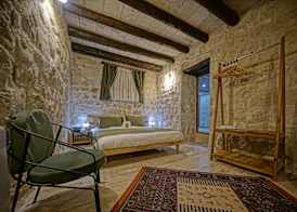 Vigneron Cave Hotel 4