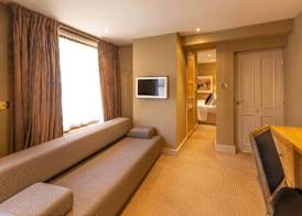 Fielding Hotel 4