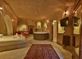 Eagle Cave Inn 5