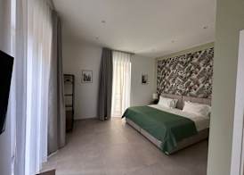 Blu Life Suite 2