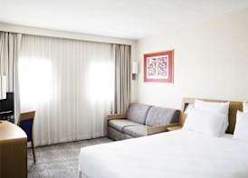 Novotel London Heathrow Airport 5