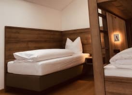 WESTSIDE Hotel 3