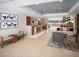 Candlewood Suites - Roanoke Airport 2