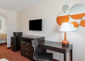Howard Johnson by Wyndham Rock Hill 5