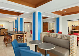Holiday Inn Express & Suites FT MYERS EAST- THE FORUM by IHG 2