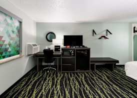 Baymont Inn & Suites by Wyndham 5