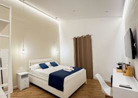 Giandra Rooms and Garden 3