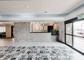 City Express By Marriott Manhattan Beach 4