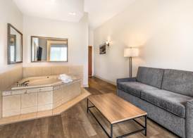 Best Western Plus 1000 Islands Hotel & Suites 5