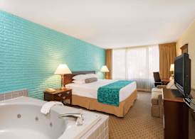 Howard Johnson by Wyndham Williamsburg 4