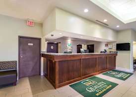 Quality Suites Milwaukee Airport 2
