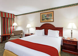 Holiday Inn Express & Suites TUPELO by IHG 3