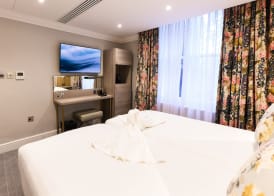 Byron Hotel 5