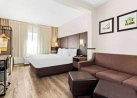 Comfort Suites Lumberton North 4