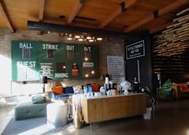The Chicago Hotel Collection - Wrigleyville 3