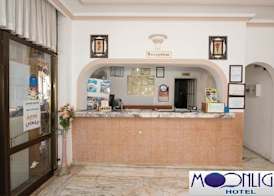 MOONLIGHT HOTEL 4