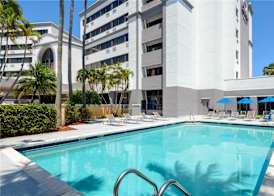 DoubleTree by Hilton West Palm Beach Airport 4