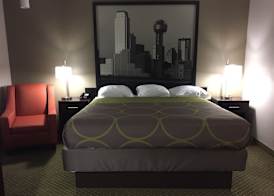 Super 8 by Wyndham Bedford DFW Airport West 5