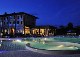 Relais Bella Rosina Pool & Spa 3