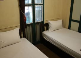 Samsen Sam Place 2