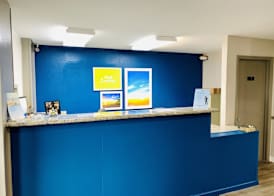 Days Inn by Wyndham Ardmore 2