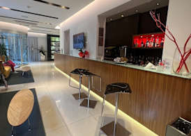 Card International Hotel 2