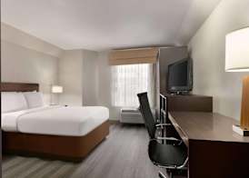 Country Inn & Suites by Radisson, Roanoke Rapids, NC 4