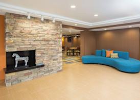 Fairfield Inn Manchester - Boston Regional Airport 2