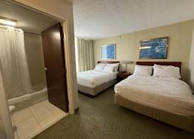 The Peoria Hotel, SureStay Collection by Best Western 4